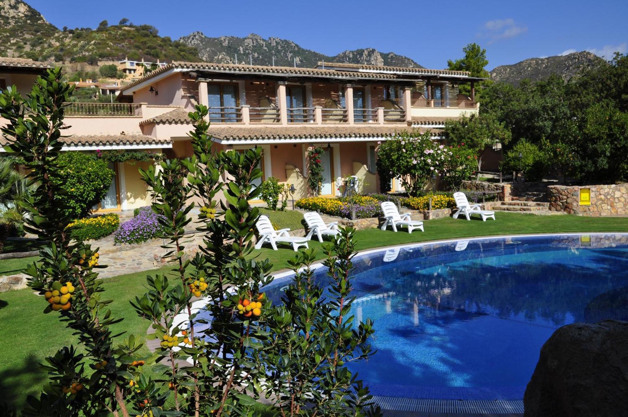 Hotel Su Giganti Villasimius Exterior foto