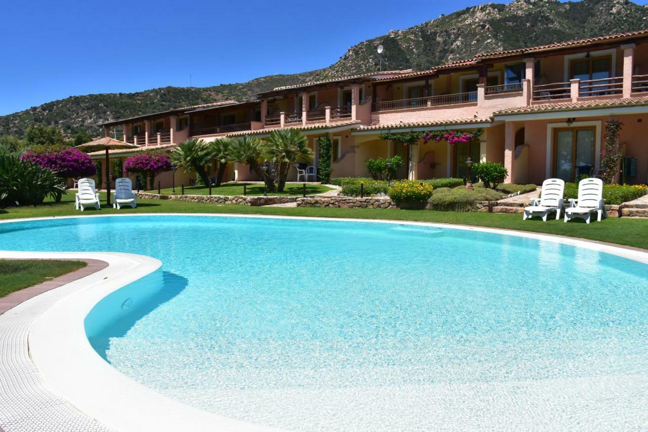 Hotel Su Giganti Villasimius Exterior foto