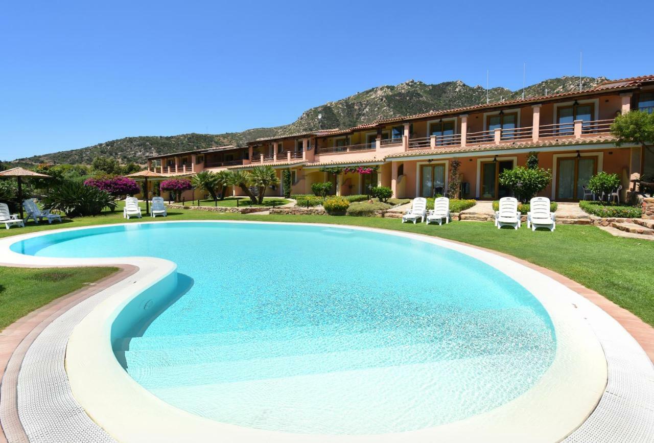 Hotel Su Giganti Villasimius Exterior foto