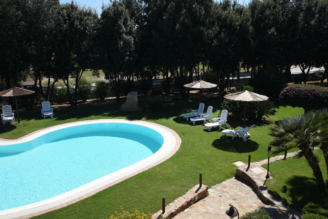 Hotel Su Giganti Villasimius Exterior foto
